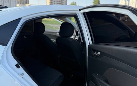 Hyundai Solaris II рестайлинг, 2017 год, 1 000 000 рублей, 15 фотография