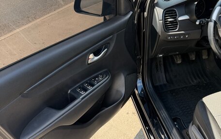 KIA Rio IV, 2018 год, 1 140 000 рублей, 5 фотография
