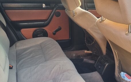 Audi 100, 1992 год, 300 000 рублей, 11 фотография