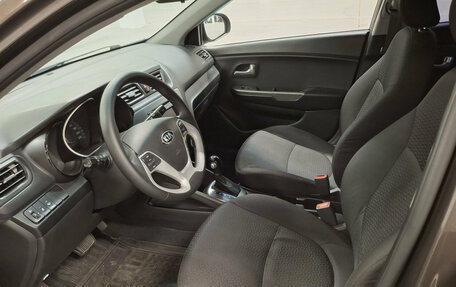 KIA Rio III рестайлинг, 2015 год, 995 000 рублей, 15 фотография