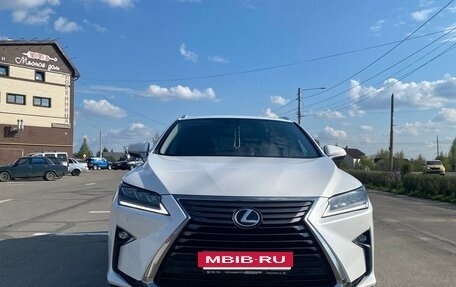 Lexus RX IV рестайлинг, 2019 год, 5 200 000 рублей, 3 фотография
