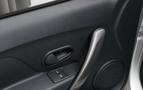 Renault Sandero II рестайлинг, 2019 год, 1 049 000 рублей, 16 фотография