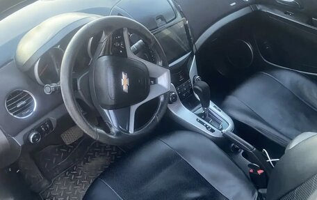 Chevrolet Cruze II, 2013 год, 700 000 рублей, 9 фотография