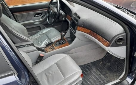 BMW 5 серия, 2001 год, 550 000 рублей, 8 фотография