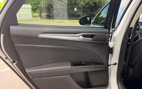 Ford Mondeo V, 2014 год, 1 820 000 рублей, 29 фотография
