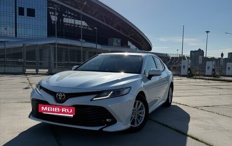 Toyota Camry, 2018 год, 2 675 000 рублей, 3 фотография