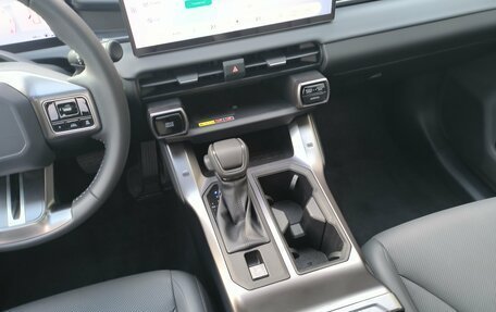 Toyota RAV4, 2026 год, 4 320 000 рублей, 24 фотография