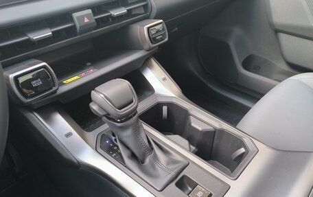 Toyota RAV4, 2026 год, 4 320 000 рублей, 37 фотография