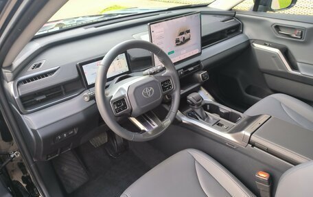 Toyota RAV4, 2026 год, 4 320 000 рублей, 40 фотография