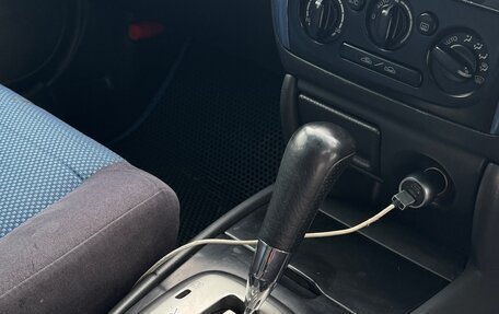 Mazda Familia, 2001 год, 550 000 рублей, 19 фотография