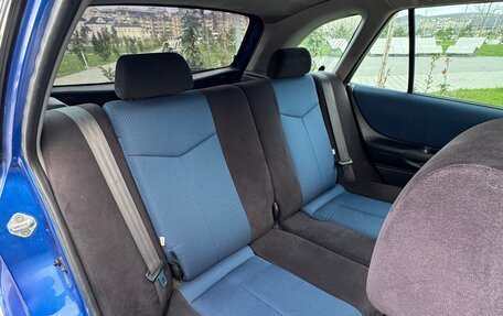 Mazda Familia, 2001 год, 550 000 рублей, 20 фотография