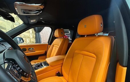 Rolls-Royce Cullinan, 2022 год, 39 900 000 рублей, 5 фотография