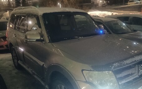 Mitsubishi Pajero IV, 2008 год, 1 550 000 рублей, 2 фотография