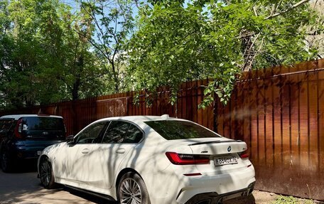 BMW 3 серия, 2019 год, 4 700 000 рублей, 32 фотография