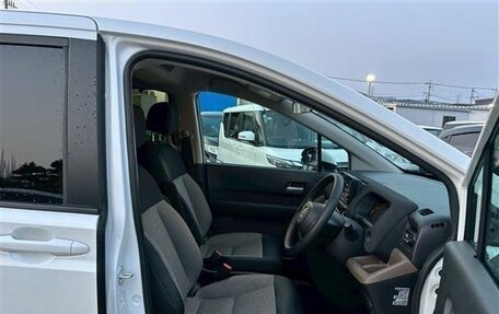Honda Freed, 2025 год, 2 085 000 рублей, 8 фотография