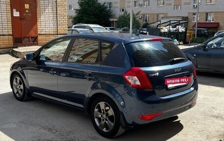 KIA cee'd I рестайлинг, 2011 год, 795 000 рублей, 2 фотография