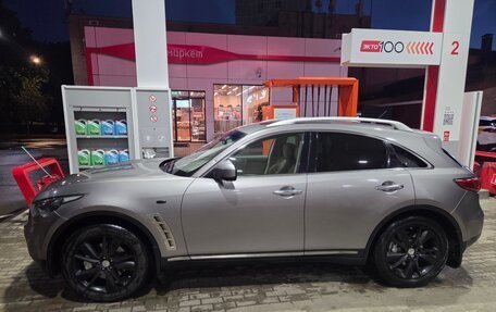 Infiniti FX II, 2008 год, 1 550 000 рублей, 10 фотография