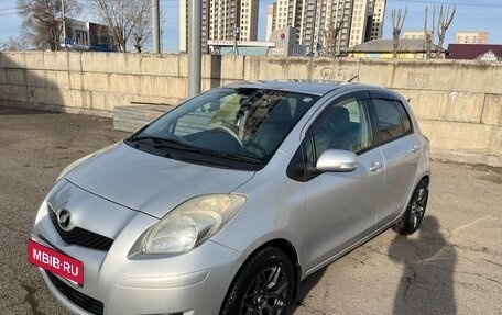 Toyota Vitz, 2010 год, 595 000 рублей, 2 фотография