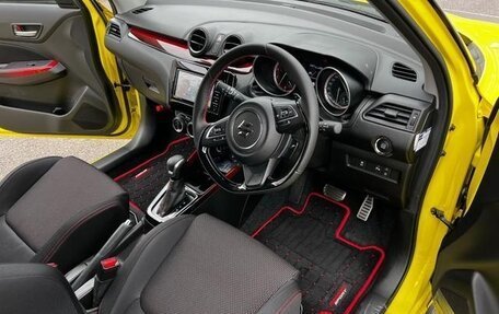 Suzuki Swift V, 2022 год, 1 200 000 рублей, 11 фотография