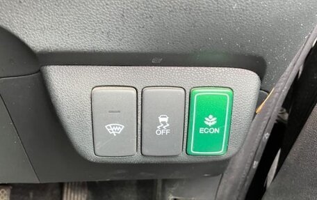 Honda Fit Shuttle I рестайлинг, 2014 год, 748 000 рублей, 14 фотография
