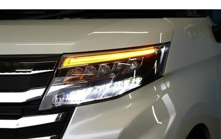 Toyota Roomy I, 2022 год, 950 000 рублей, 8 фотография