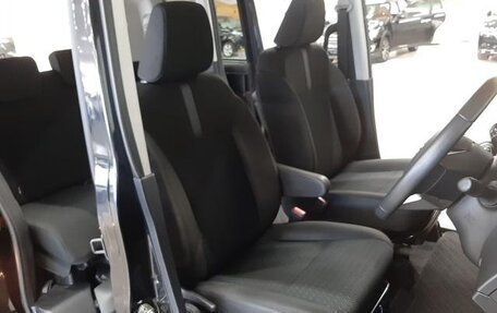 Toyota Roomy I, 2022 год, 1 000 000 рублей, 10 фотография