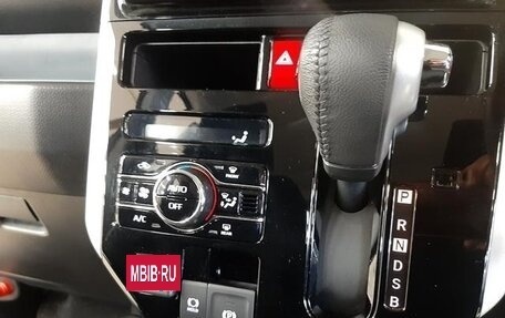 Toyota Roomy I, 2022 год, 1 000 000 рублей, 16 фотография
