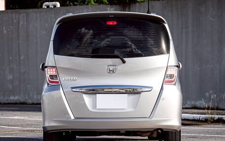 Honda Freed I, 2015 год, 902 000 рублей, 6 фотография