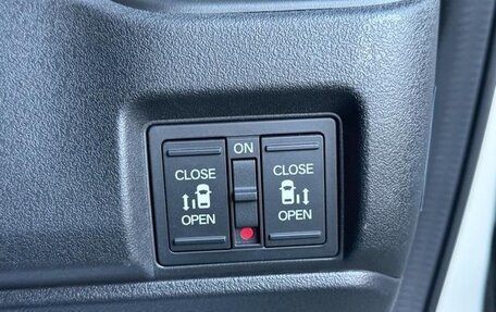 Honda N-BOX, 2024 год, 1 323 000 рублей, 17 фотография