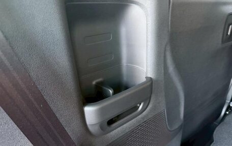 Honda N-BOX, 2024 год, 1 323 000 рублей, 40 фотография