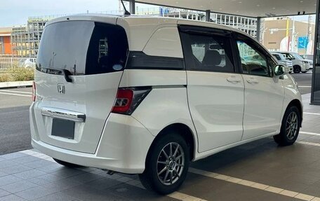 Honda Freed I, 2015 год, 847 000 рублей, 5 фотография