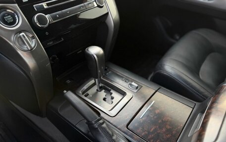 Toyota Land Cruiser 200, 2012 год, 3 400 000 рублей, 21 фотография