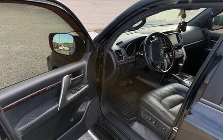 Toyota Land Cruiser 200, 2012 год, 3 400 000 рублей, 22 фотография