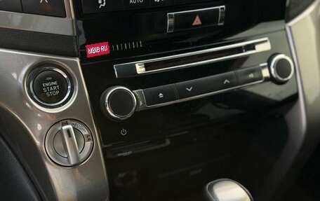 Toyota Land Cruiser 200, 2012 год, 3 400 000 рублей, 20 фотография