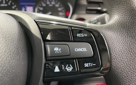 Honda Vezel, 2023 год, 1 750 000 рублей, 9 фотография