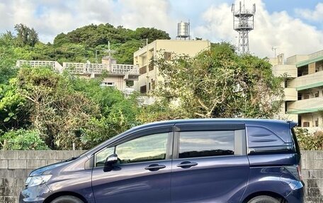 Honda Freed I, 2015 год, 894 000 рублей, 2 фотография