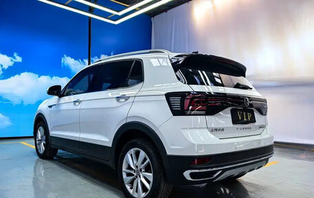 Volkswagen T-Cross I, 2022 год, 1 517 069 рублей, 6 фотография