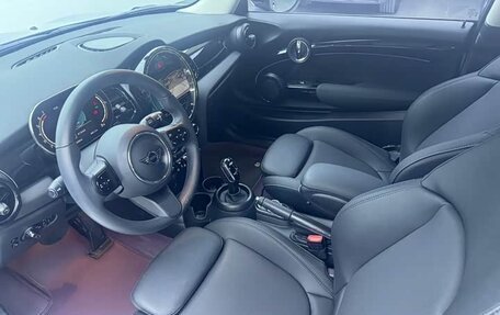 MINI Hatch, 2023 год, 2 374 090 рублей, 6 фотография