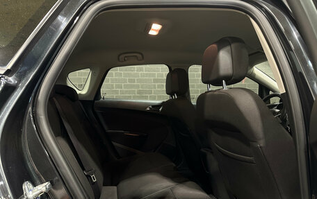 Opel Astra J, 2013 год, 1 060 000 рублей, 12 фотография