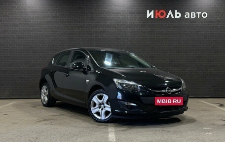 Opel Astra J, 2013 год, 1 060 000 рублей, 3 фотография