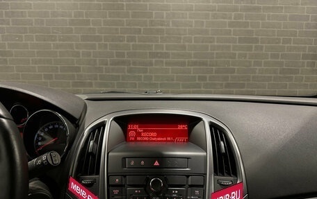 Opel Astra J, 2013 год, 1 060 000 рублей, 13 фотография