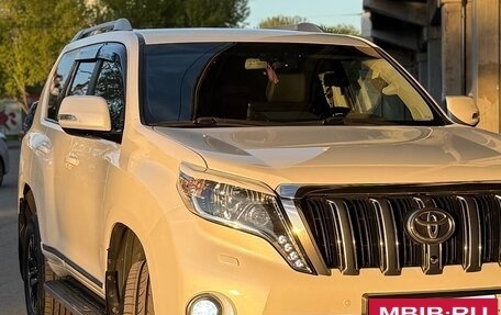 Toyota Land Cruiser Prado 150 рестайлинг 2, 2014 год, 3 587 000 рублей, 3 фотография
