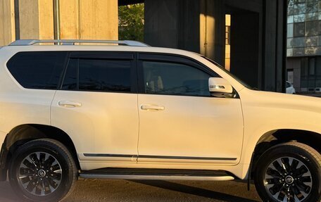Toyota Land Cruiser Prado 150 рестайлинг 2, 2014 год, 3 587 000 рублей, 6 фотография