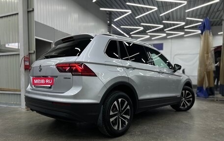 Volkswagen Tiguan II, 2019 год, 2 899 999 рублей, 3 фотография
