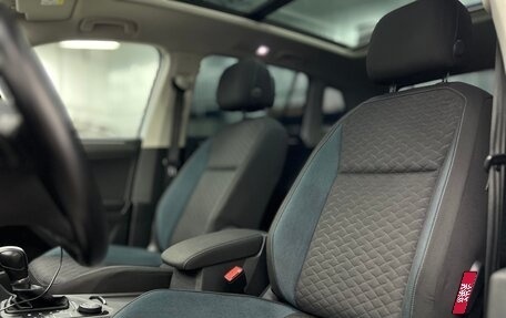 Volkswagen Tiguan II, 2019 год, 2 899 999 рублей, 23 фотография