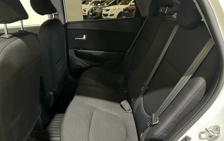 KIA Rio III рестайлинг, 2015 год, 1 100 000 рублей, 19 фотография
