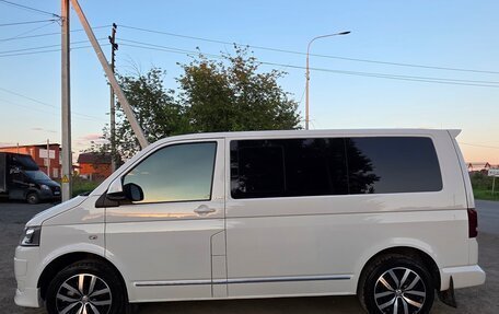Volkswagen Multivan T5, 2013 год, 2 990 000 рублей, 3 фотография