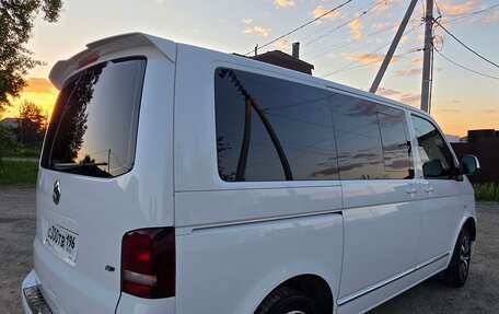 Volkswagen Multivan T5, 2013 год, 2 990 000 рублей, 5 фотография