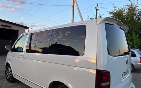 Volkswagen Multivan T5, 2013 год, 2 990 000 рублей, 4 фотография