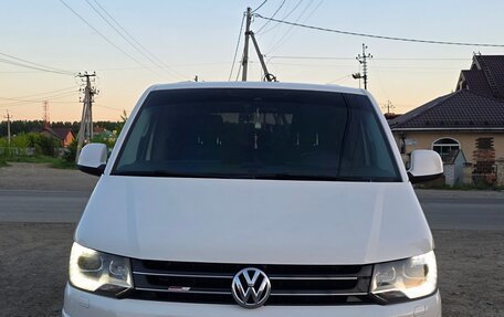 Volkswagen Multivan T5, 2013 год, 2 990 000 рублей, 9 фотография